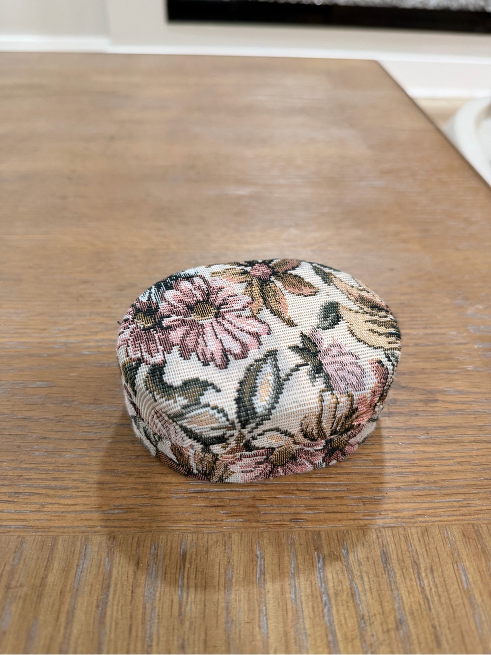 Vintage Floral Tapestry Oval Jewelry Box Small Travel Case Organizer